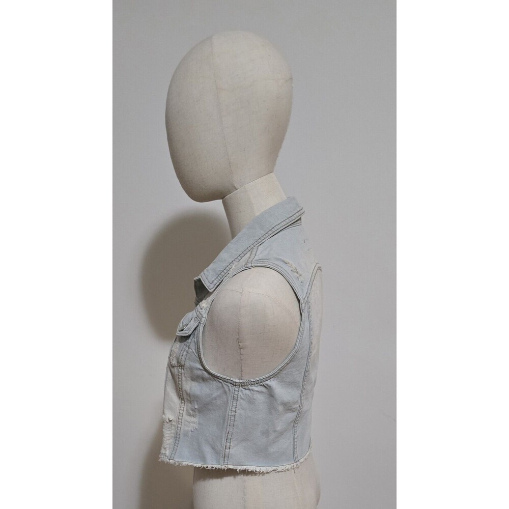 Denim Trucker Style Vest Womens Small Distressed Button Front Sleeveless Y2K New - Picture 16 of 16